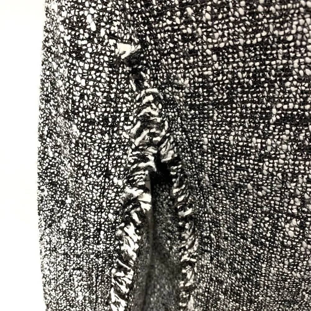 🎉HP 🎉NWOT Michael Kors Fringed Tweed Jacket
